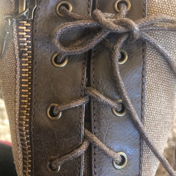 Great skirt BOOTS 🥾 - Picture 10 of 11